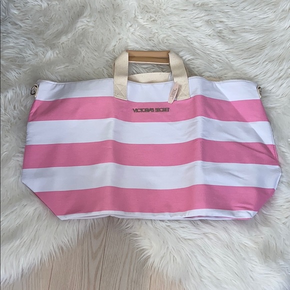 NWT! Victoria’s Secret Weekender Bag - Picture 2 of 8
